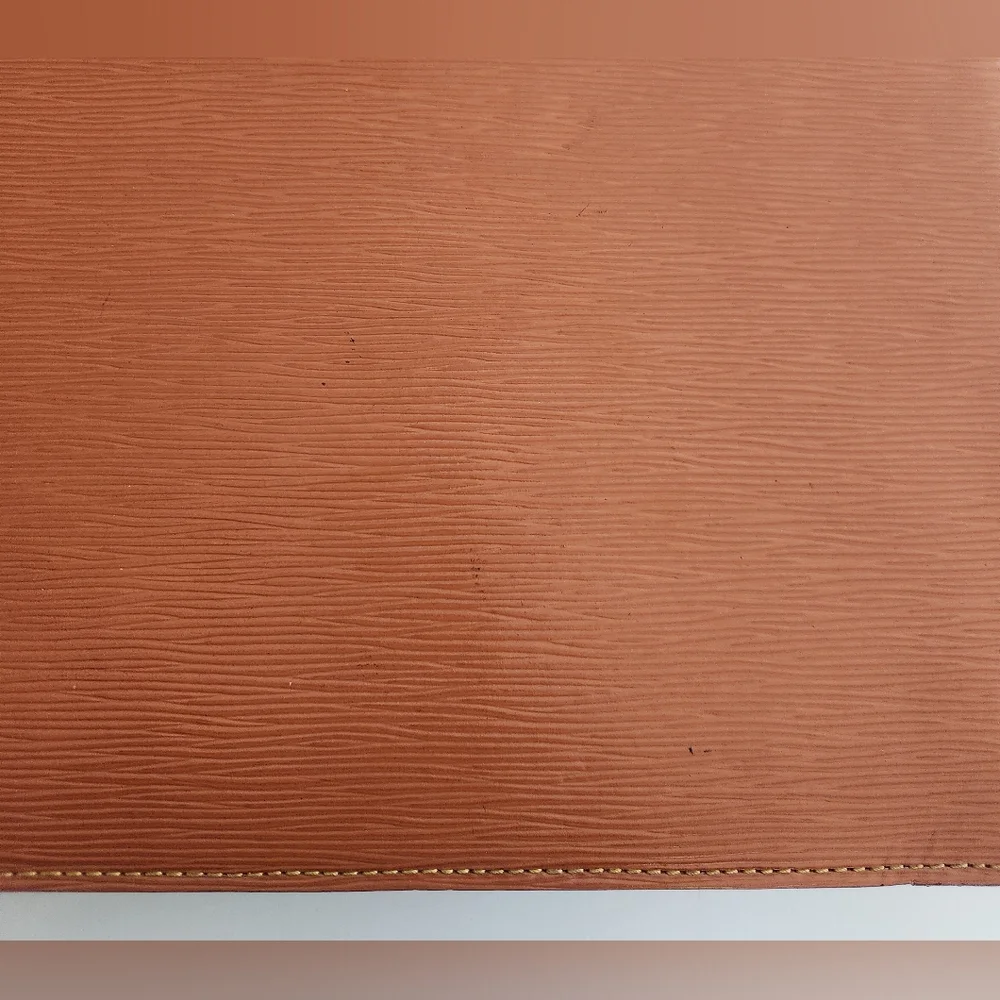 LV Serviette Conseiller Epi Briefcase.Excellent Condition..Minor Callouts! - Picture 6 of 16